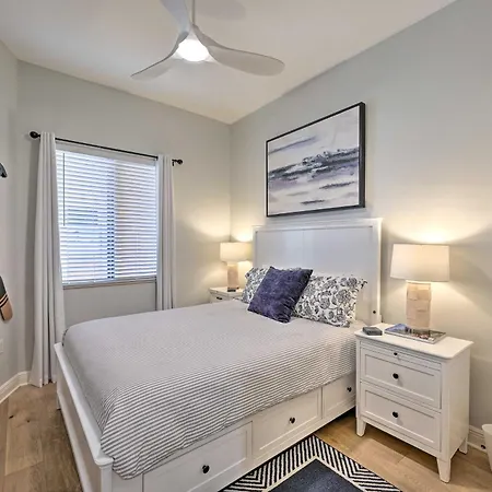Luxe Naples Bay Resort Condo Near Fifth Ave!